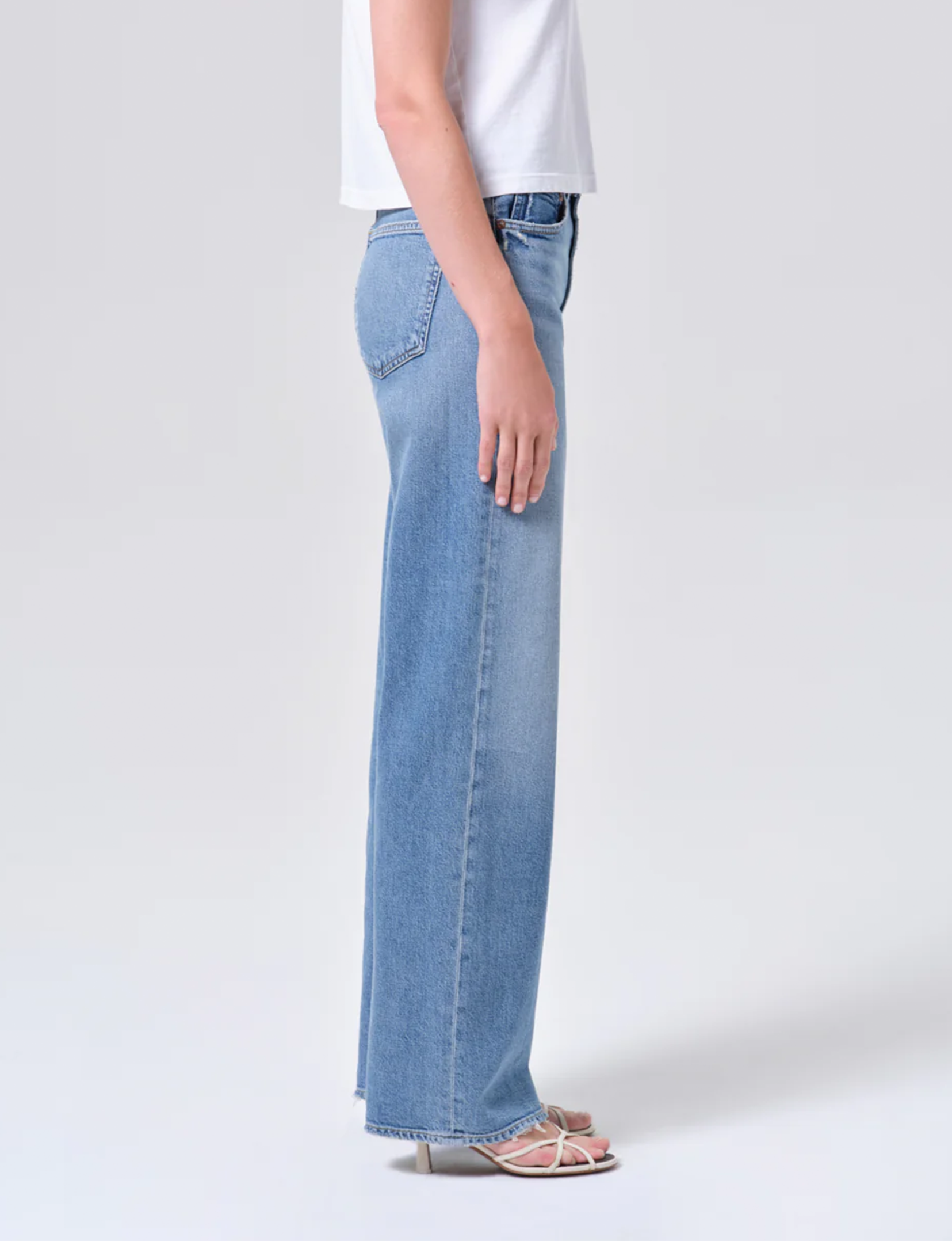 Harper Mid Rise Straight Leg, Kindle