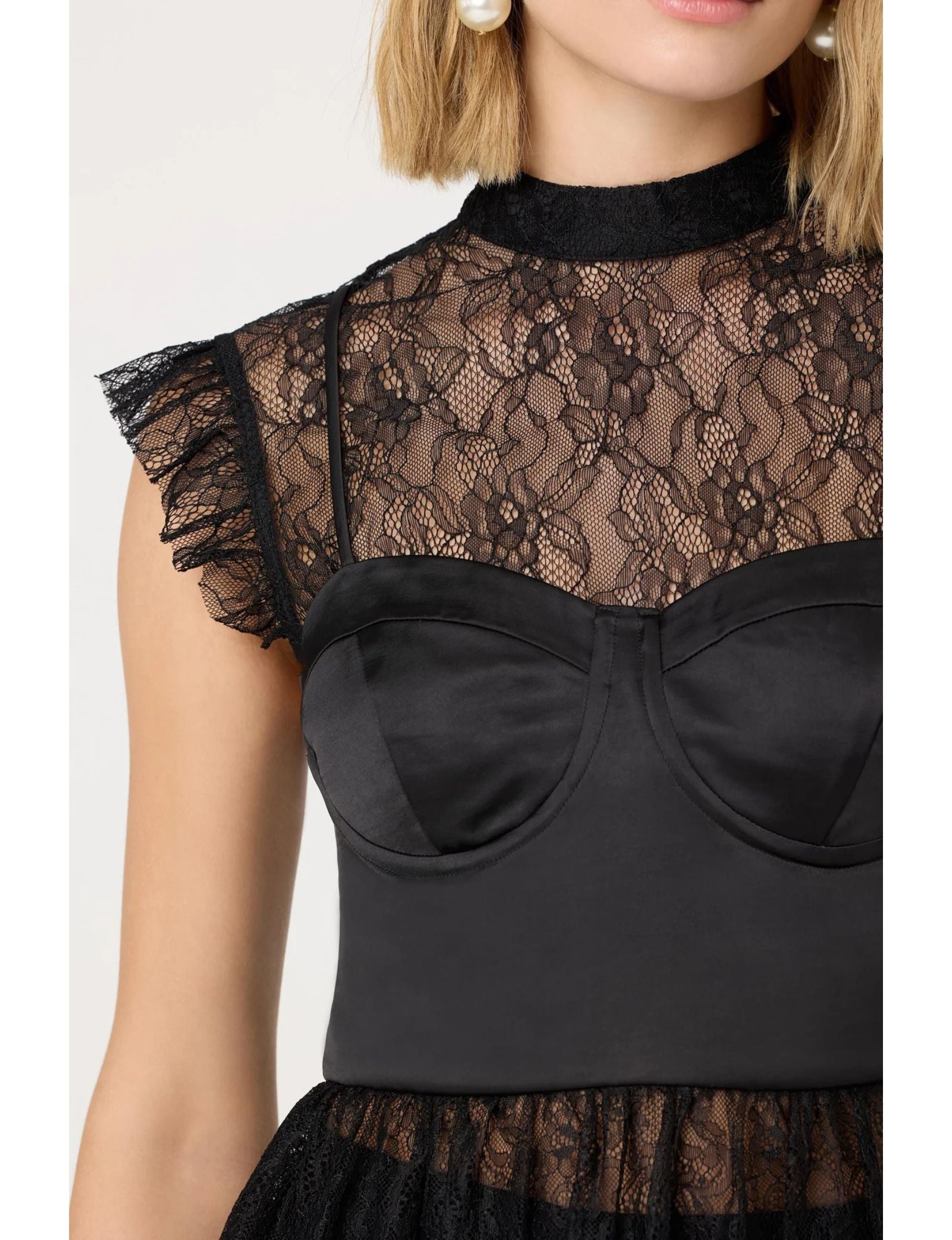 Katarina Top, Black