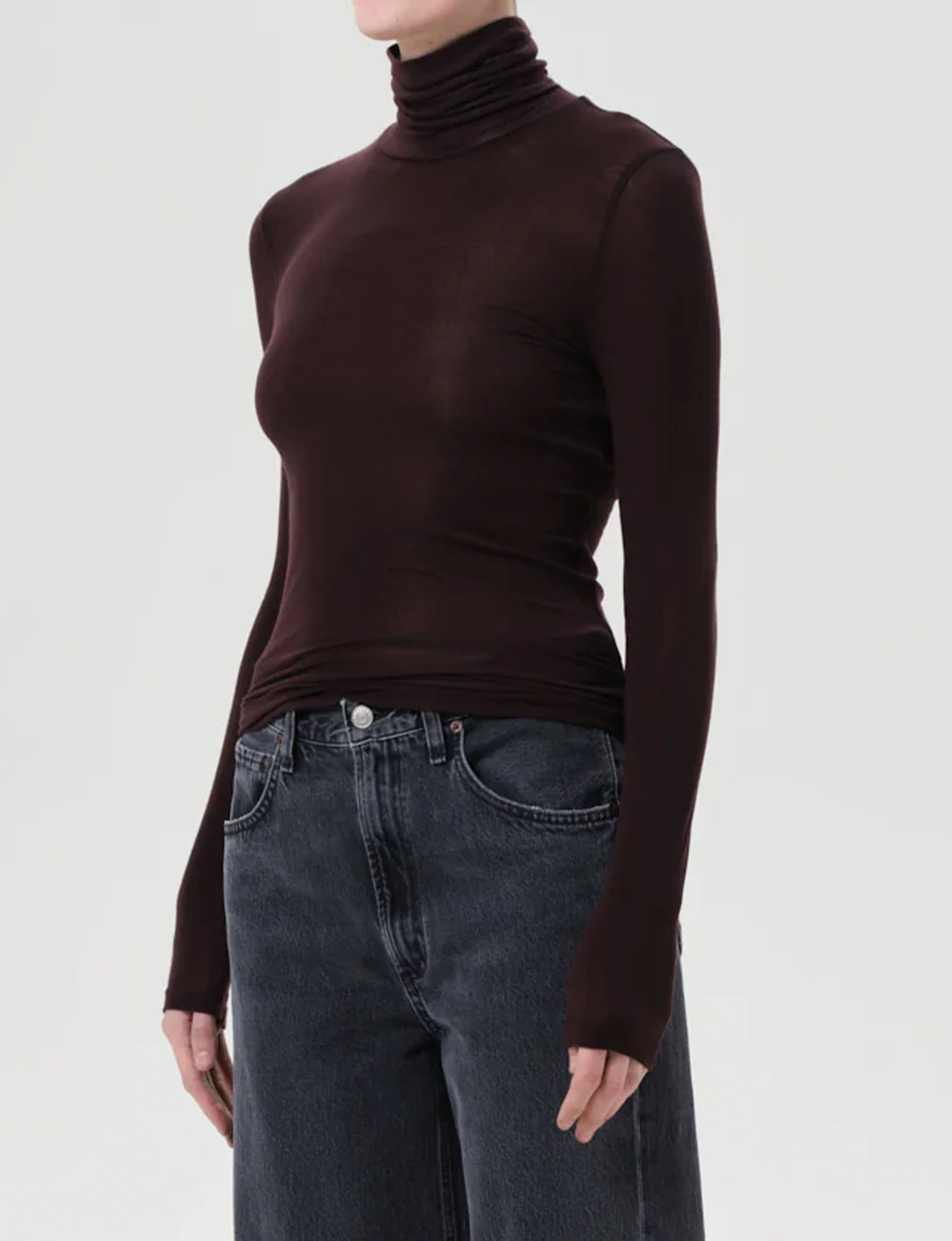 Pascale Turtleneck, Root