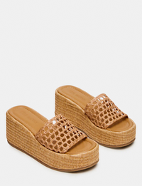Brandy Sandal, Raffia