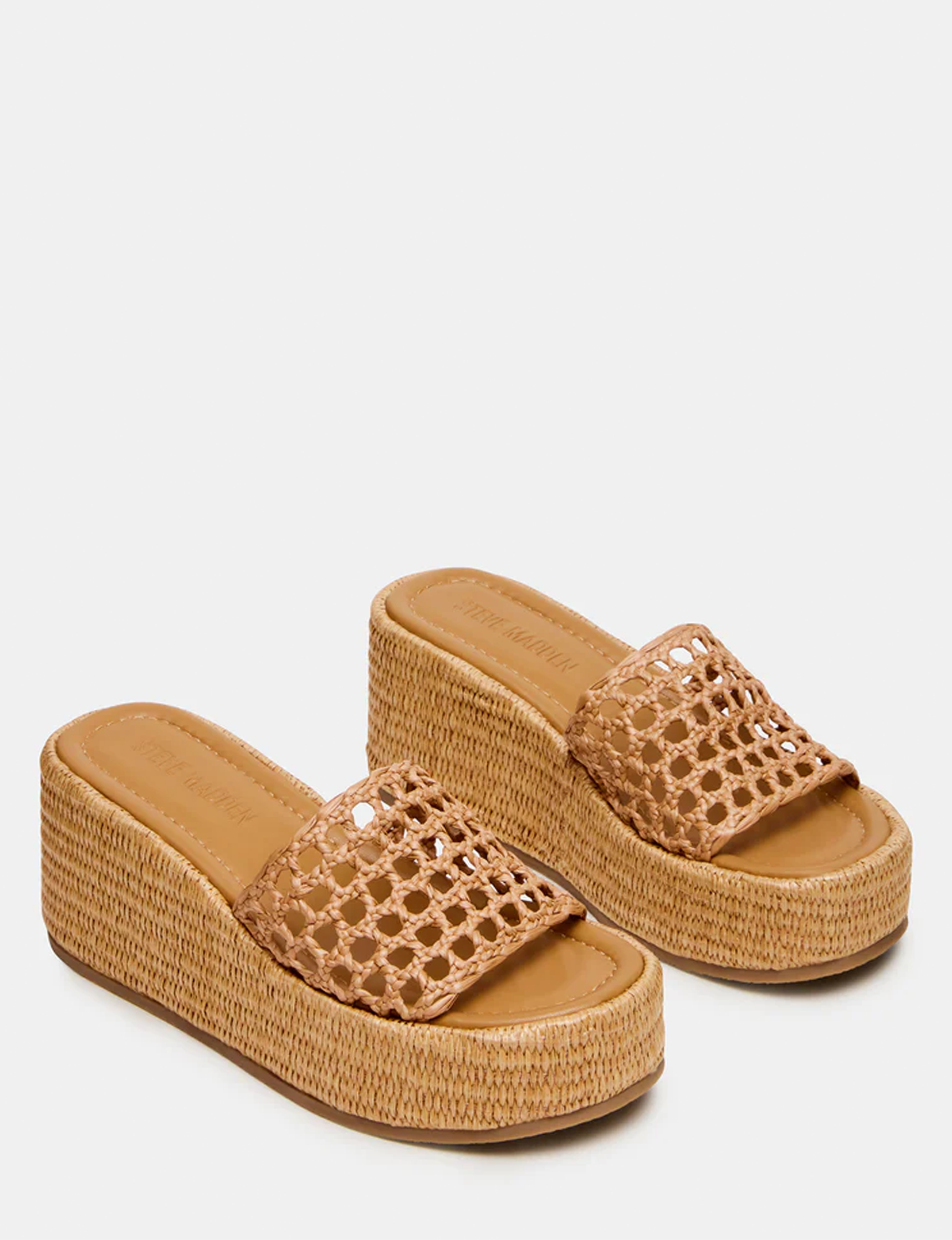 Brandy Sandal, Raffia