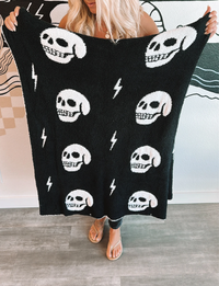 Skull & Bolt Luxe Home Blanket, Black/White