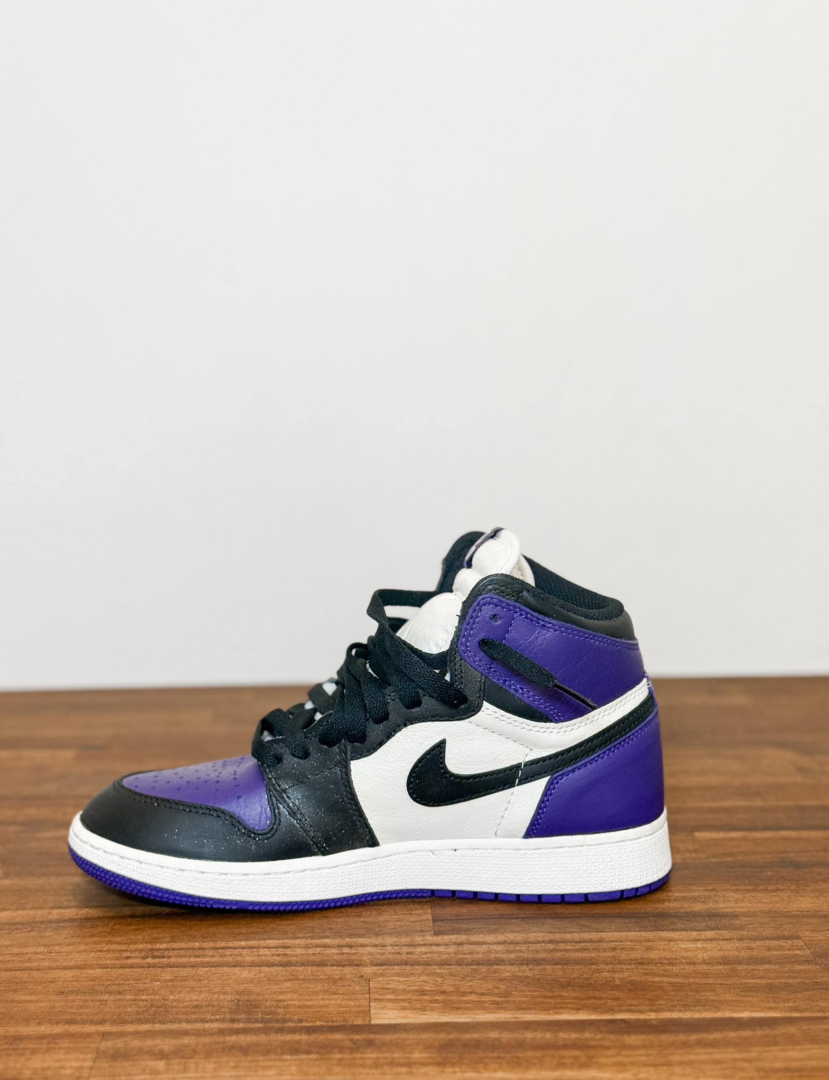 Nike Jordan 1 Retro High "OG" Sneakers, Court Purple