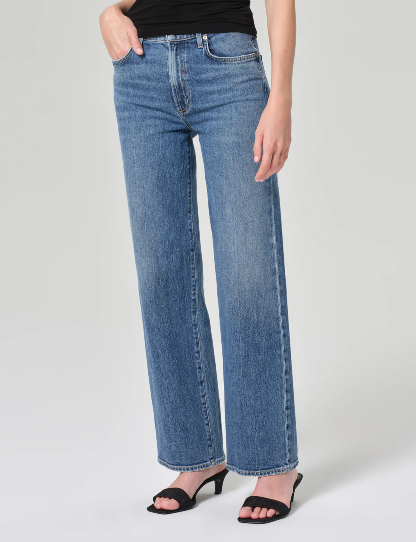 Harper Relaxed Mid Rise Straight, Fix