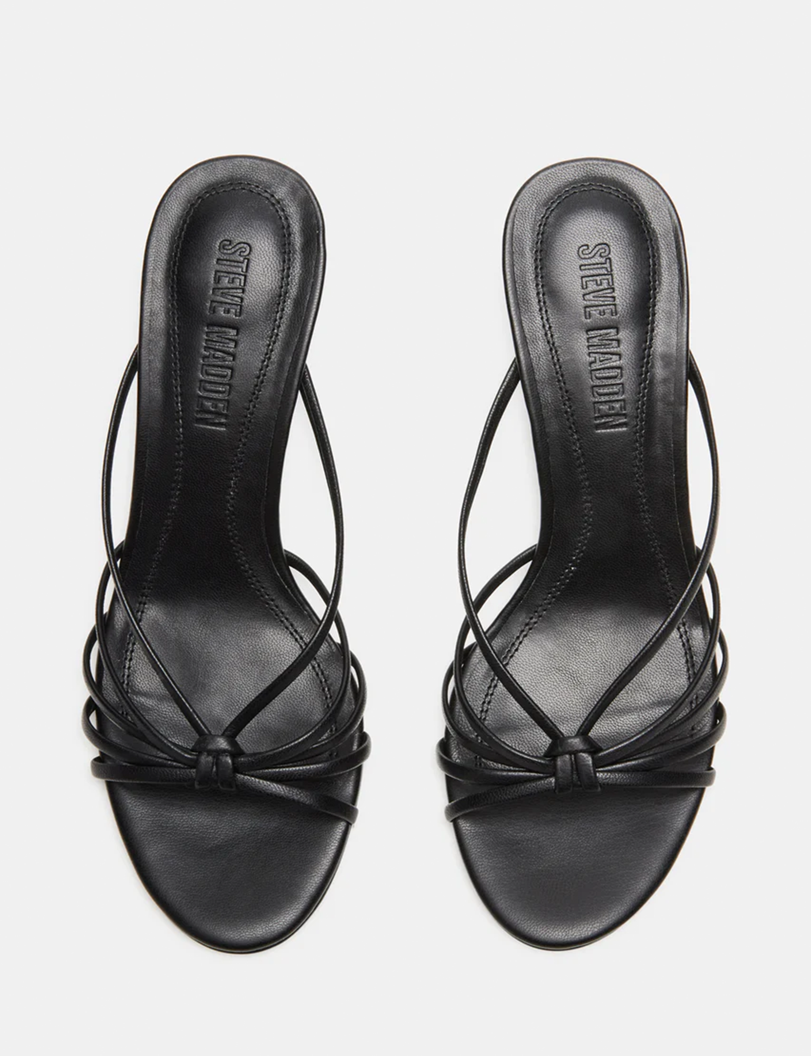 Edna Heel, Black