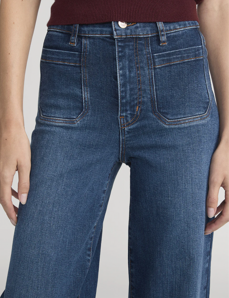 Le Slim Palazzo, Savior