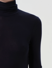 Pascale Turtleneck, Navy
