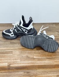 Louis Vuitton Archlight Panelled Sneaker, Black/White