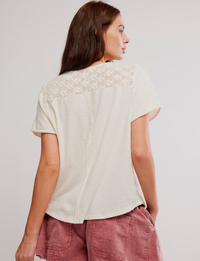 Heirloom Henley, Tea