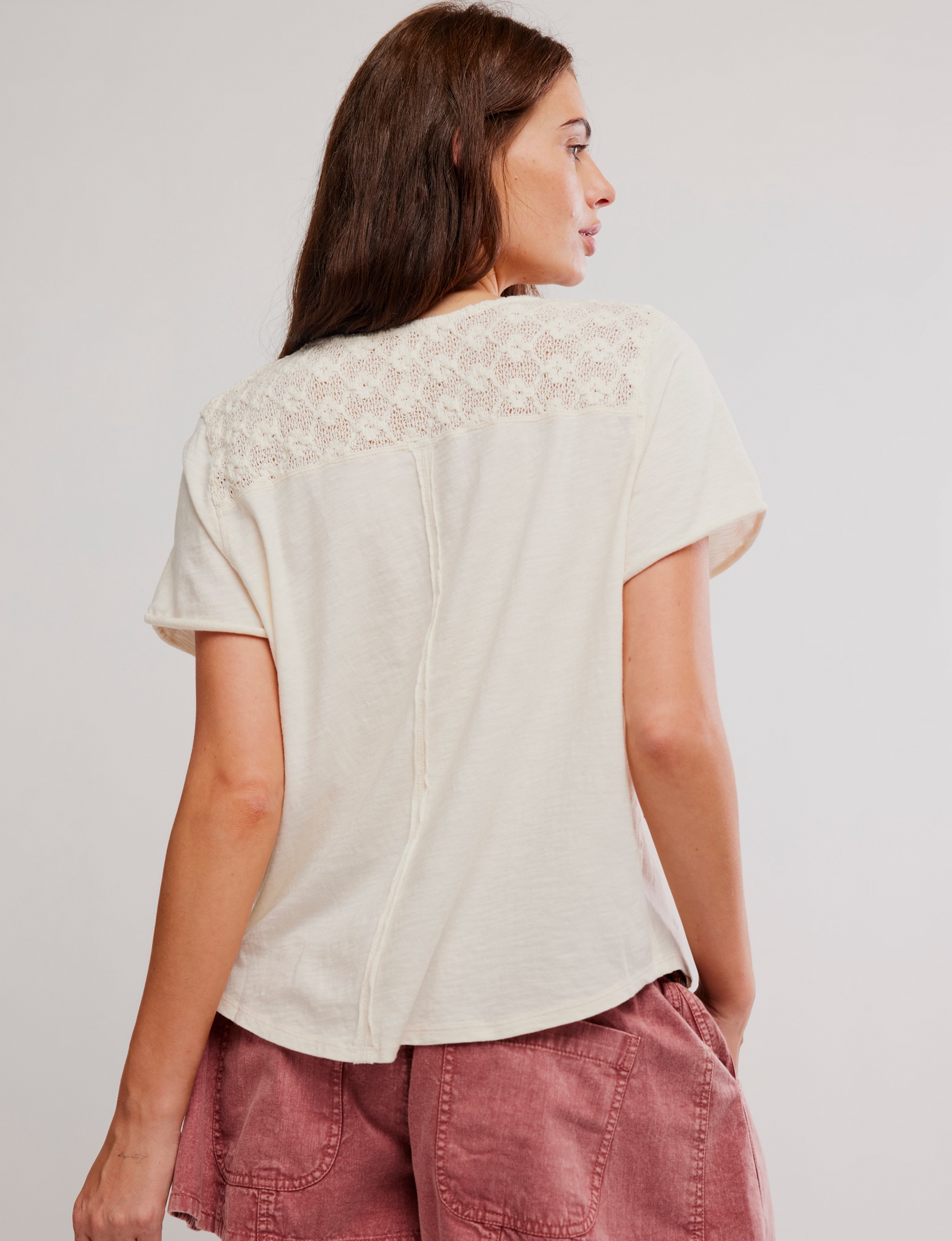 Heirloom Henley, Tea