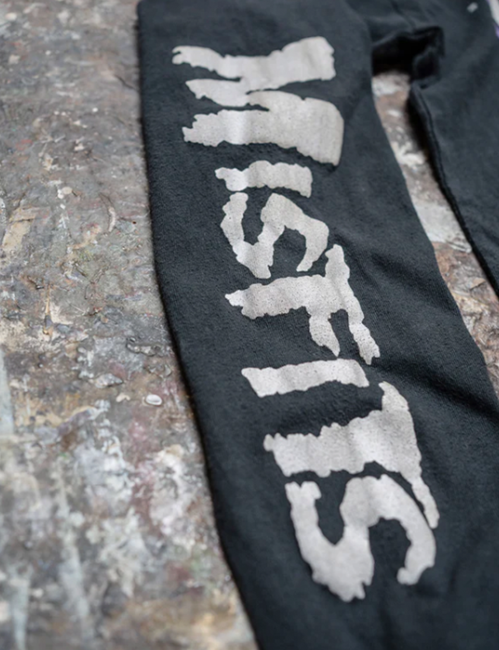 Couldn't Escape the Misfits L/S Tee, Coal