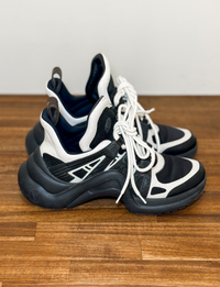 Louis Vuitton Archlight Panelled Sneaker, Black/White