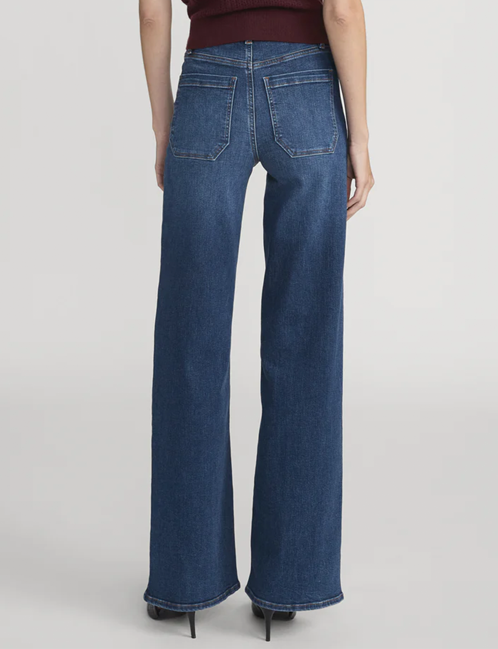 Le Slim Palazzo, Savior