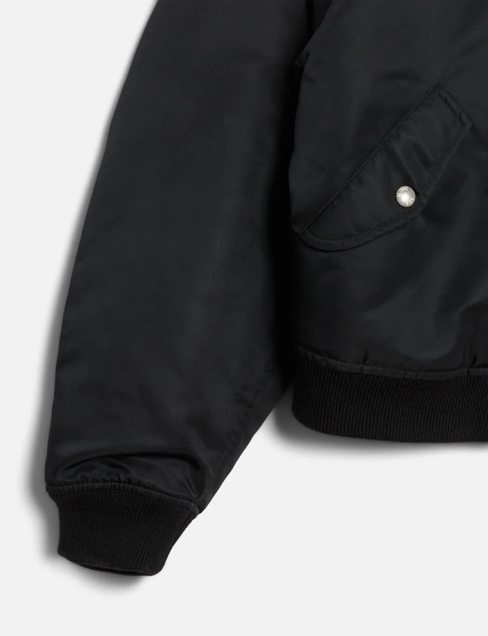 Shrunken Bomber, Black