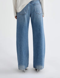 Low Curve Mid Rise Jean, Venture