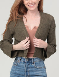 Axis Shrug, Green